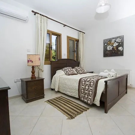 Villa Xenios Dias Argaka